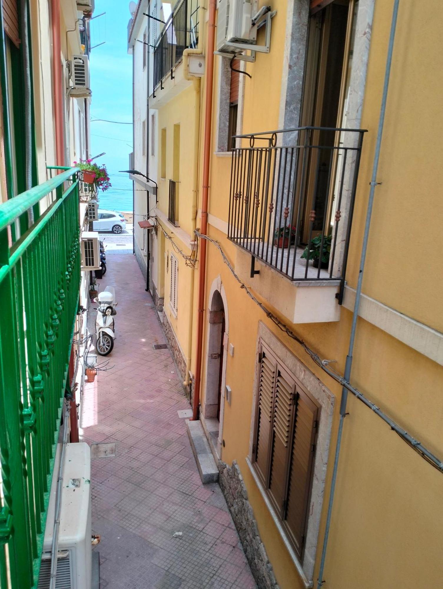 Essenze Di Sicilia Apartment - Letojanni Taormina Exterior photo